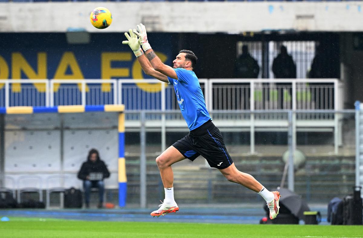 Portuguese goalkeeper Patricio joins Al-Ain for Club World Cup