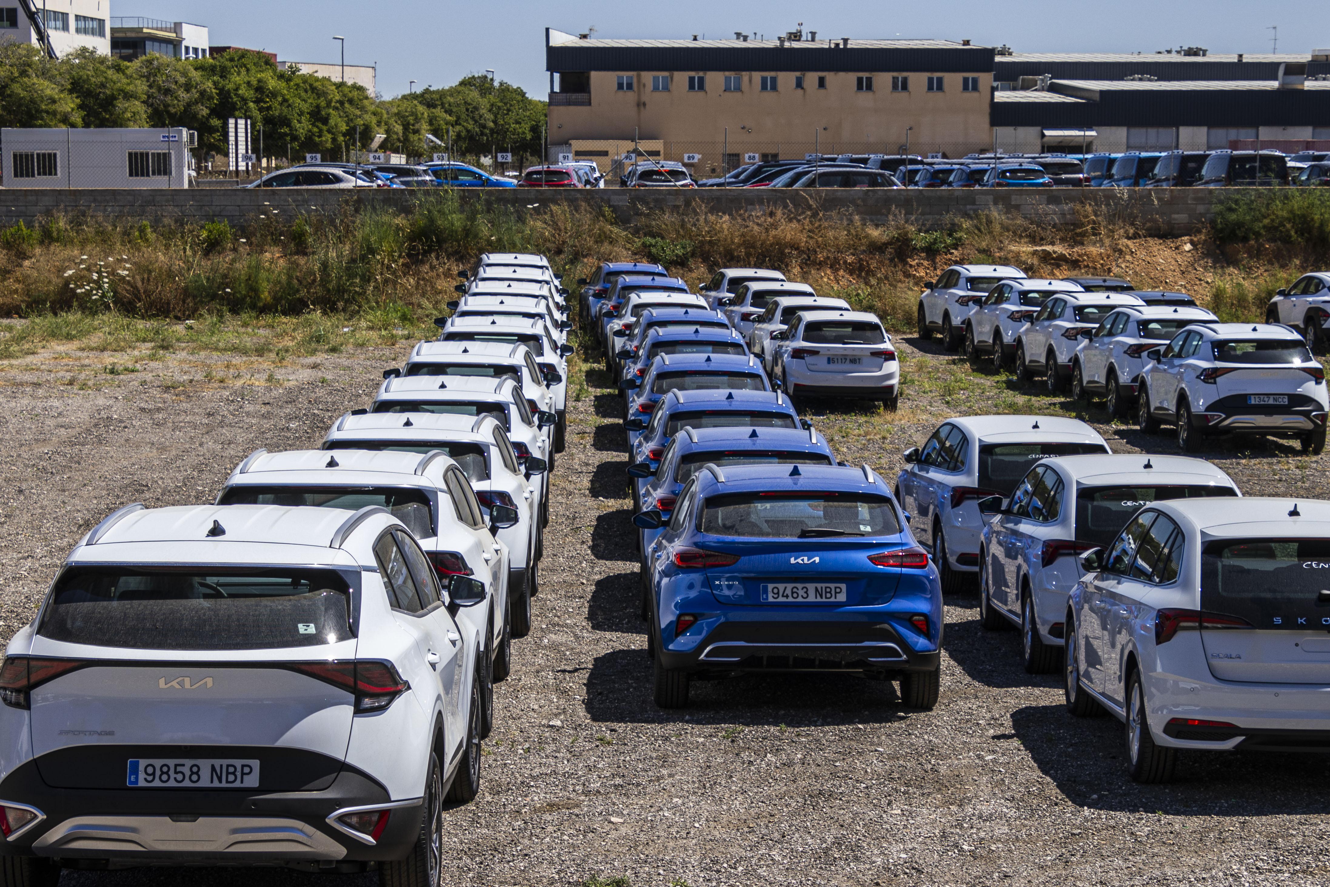 Spain’s Ibiza limits tourist cars, caravans due to overcrowding
