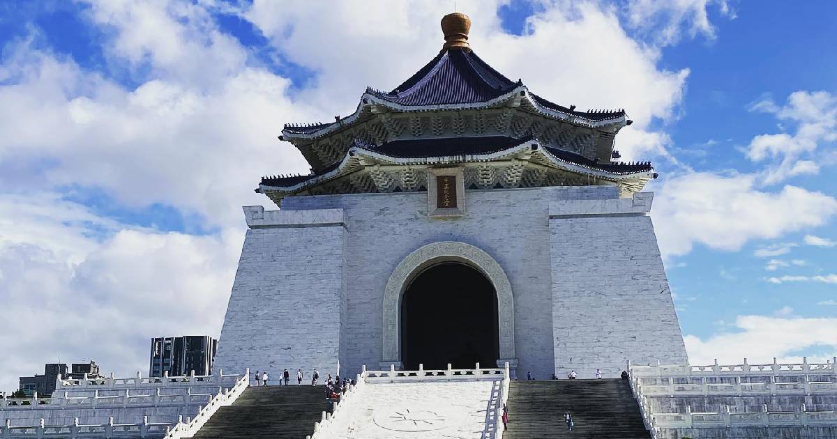 Tea houses and UFO villages: The ultimate 5-day guide to Taipei