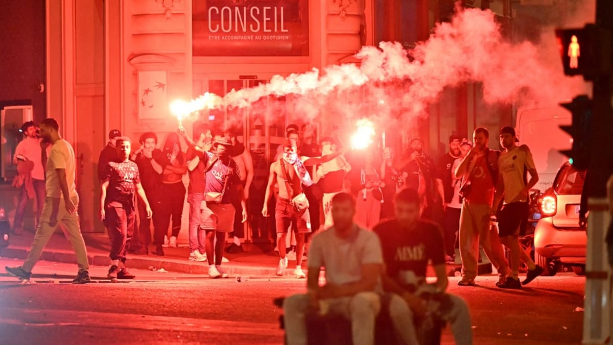 Two deaths, 559 arrests mar French celebrations after PSG's Champions League win