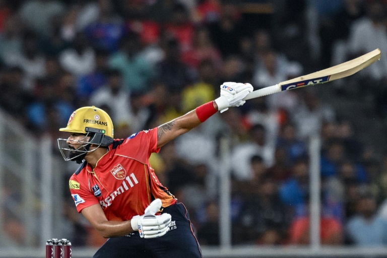 Iyer powers Punjab past Mumbai and into IPL final against Bengaluru