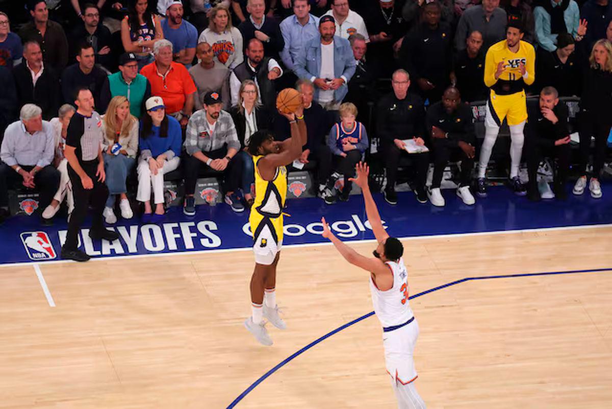 Pacers F Jarace Walker injures ankle, availability uncertain for NBA Finals