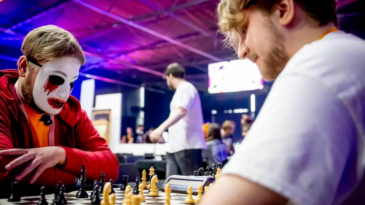 Gaming fans bring electric energy to Rotterdam as TwitchCon arrives