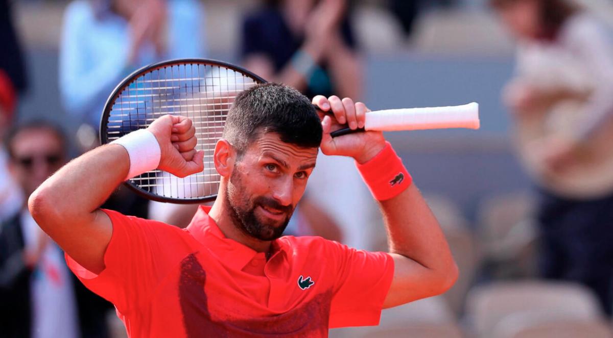 Djokovic cruises into record 19th French Open quarter-final