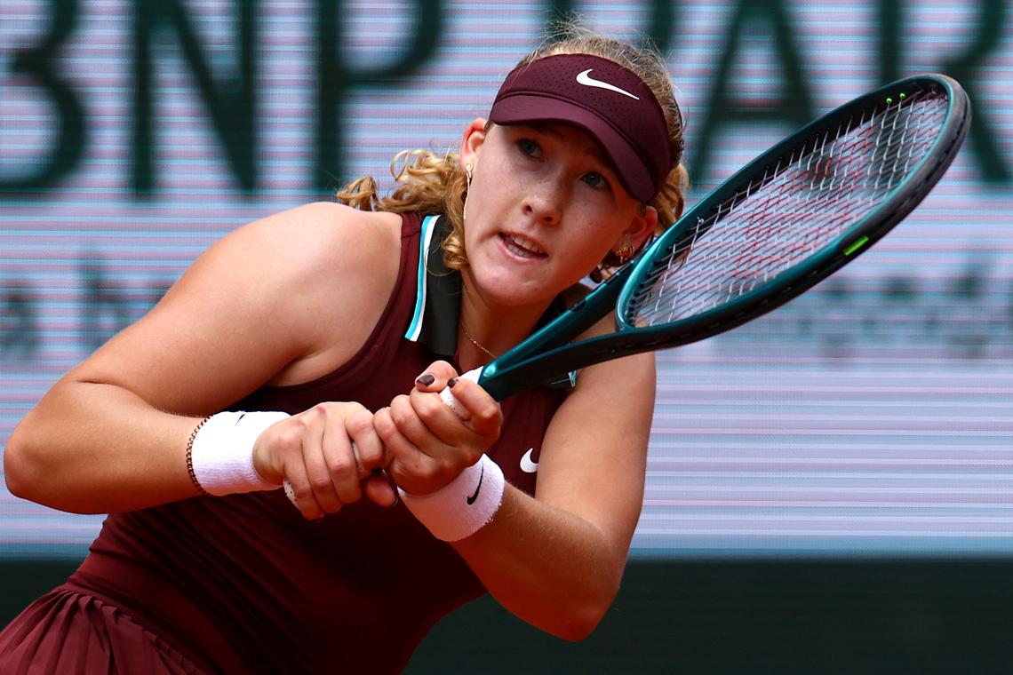 Andreeva keeps Kasatkina's wristband as reminder of French Open win