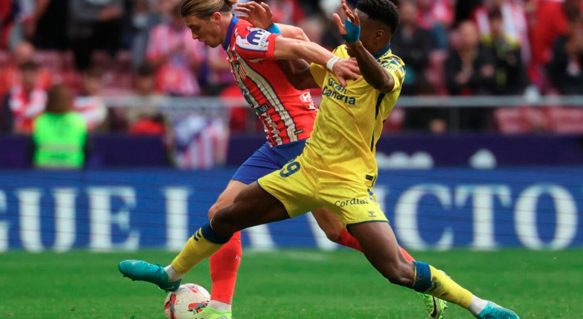 Chelsea sign Essugo in time for Club World Cup