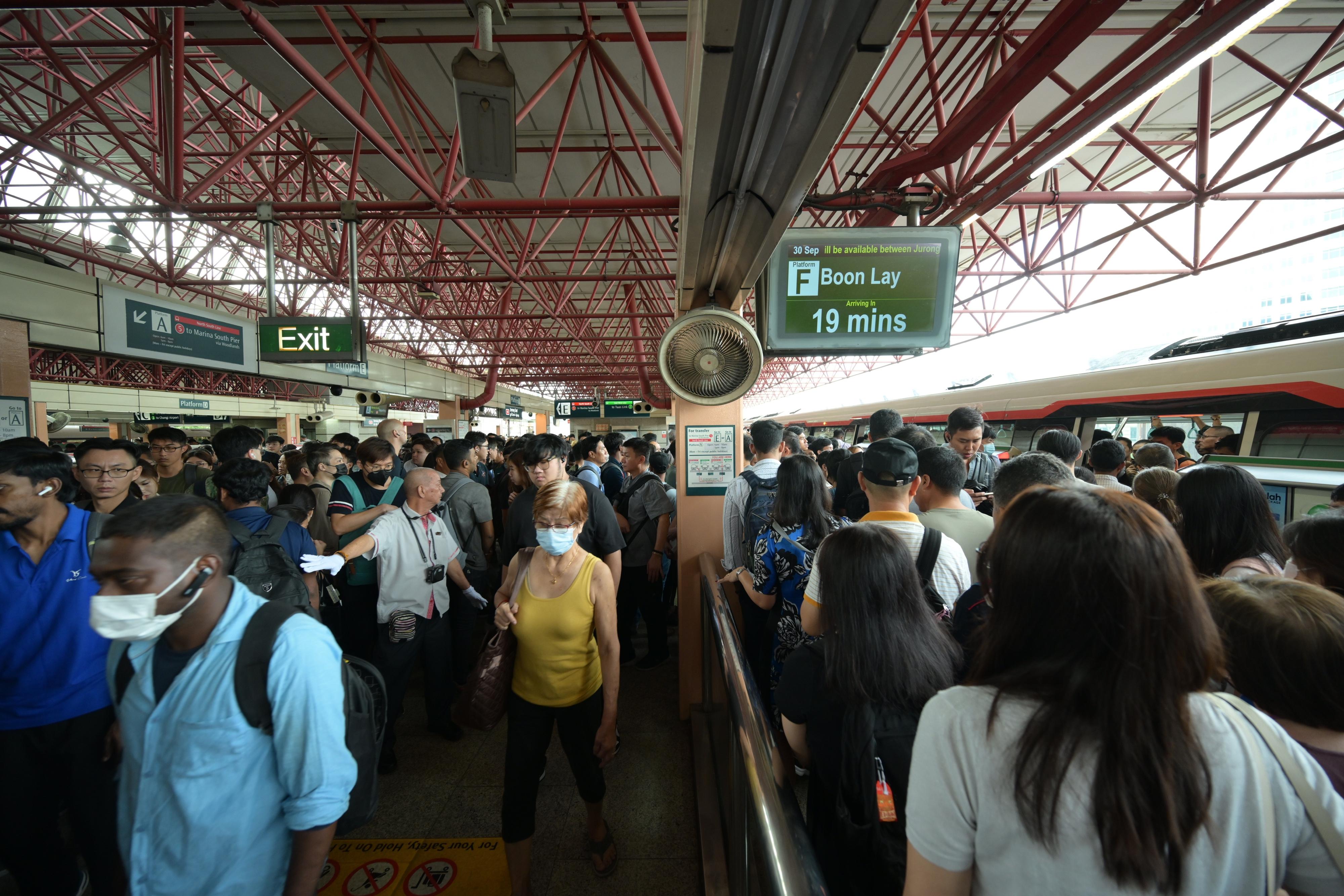 OMG! SMRT has to pay $3 million in fines because of... 