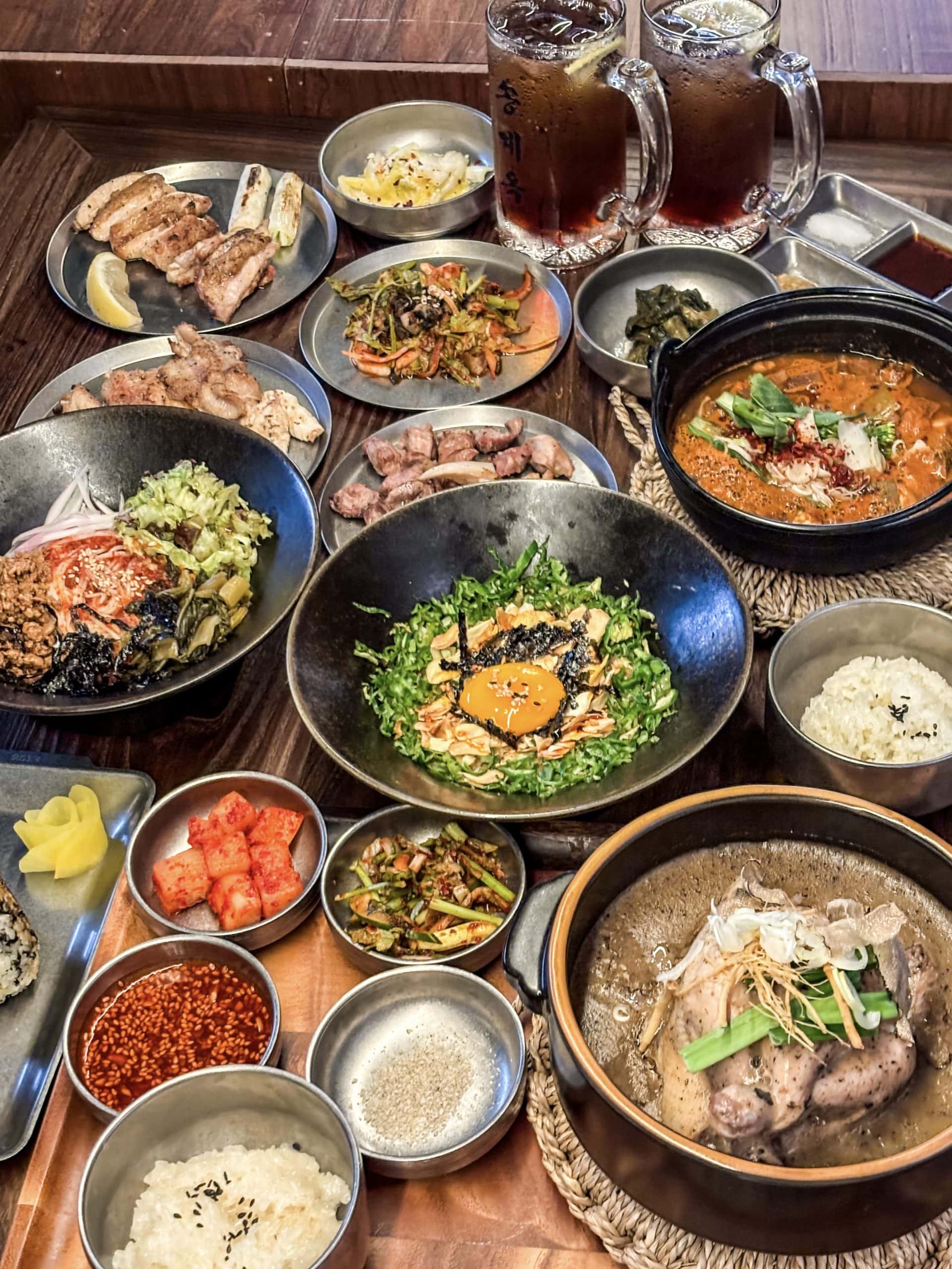 Viral “Waiting in Hell” restaurant Song Gye Ok from Seoul opens first outlet in Singapore with signature six-cut grilled chicken, truffle samgyetang and more