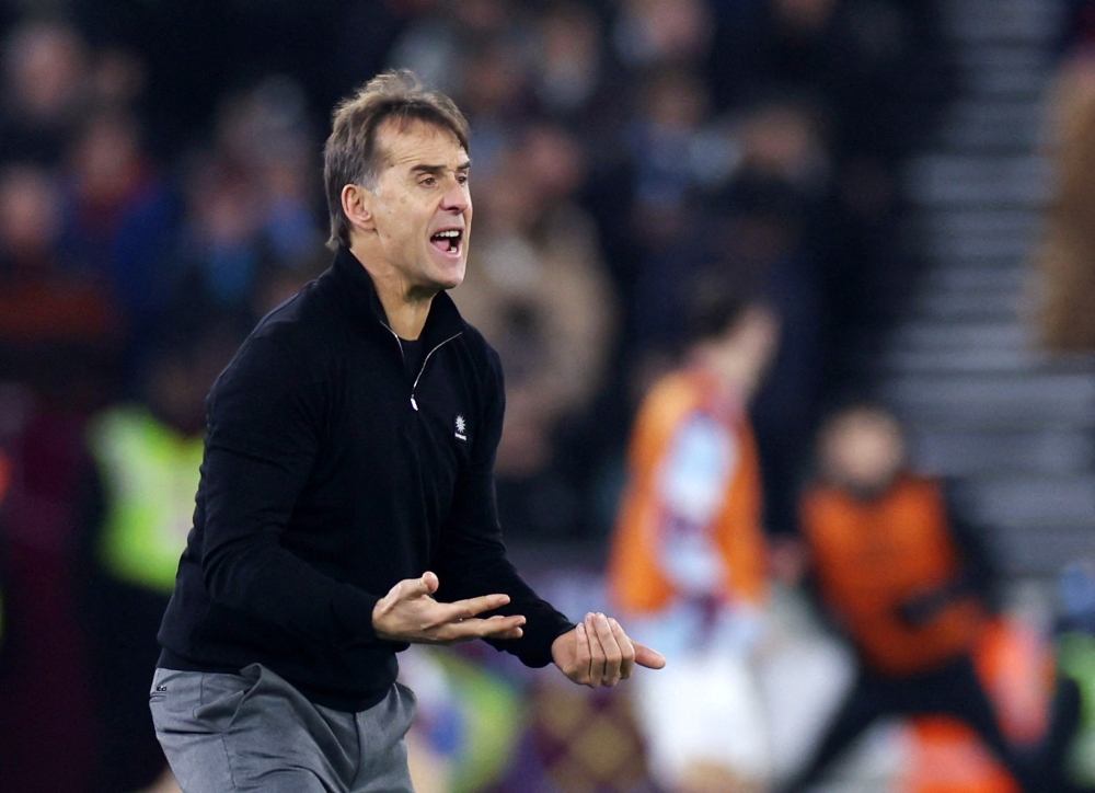 Qatar eye World Cup spot as Lopetegui debuts as its coach