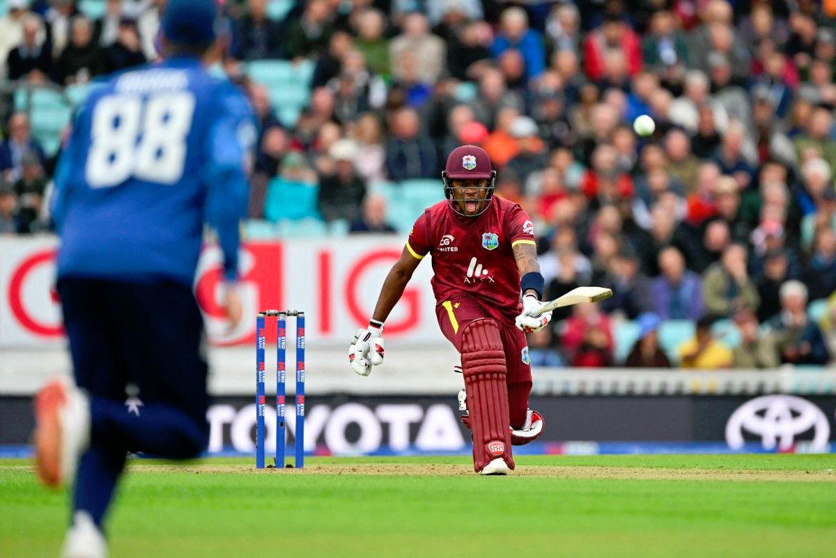 Traffic jam delays start of England v West Indies ODI