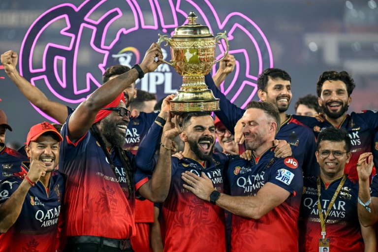 Kohli dedicates IPL title to fans ahead of homecoming victory parade