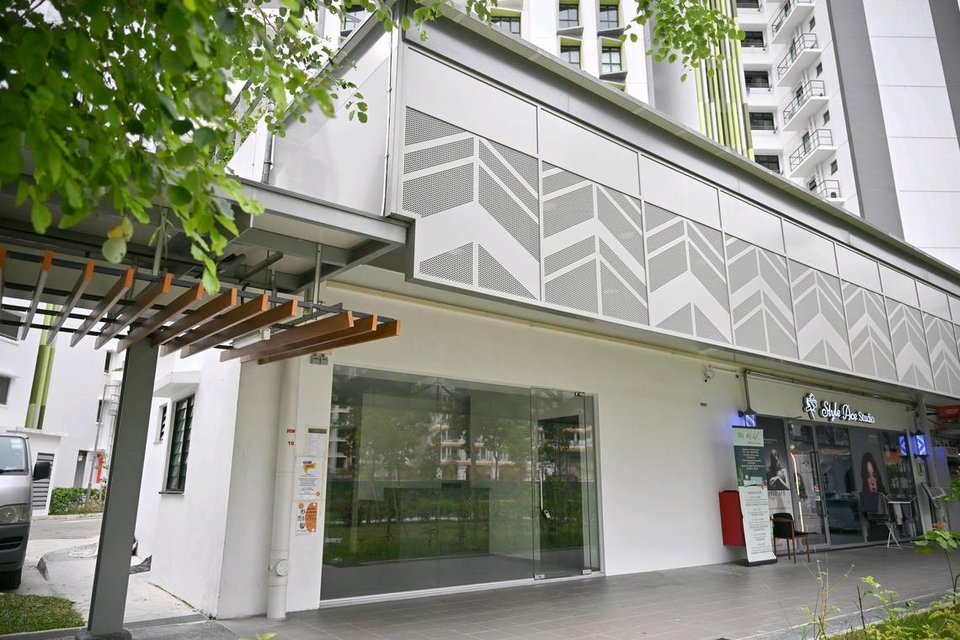 Ong Ye Kung ‘dismayed’ at $52k bid to rent Tampines HDB clinic
