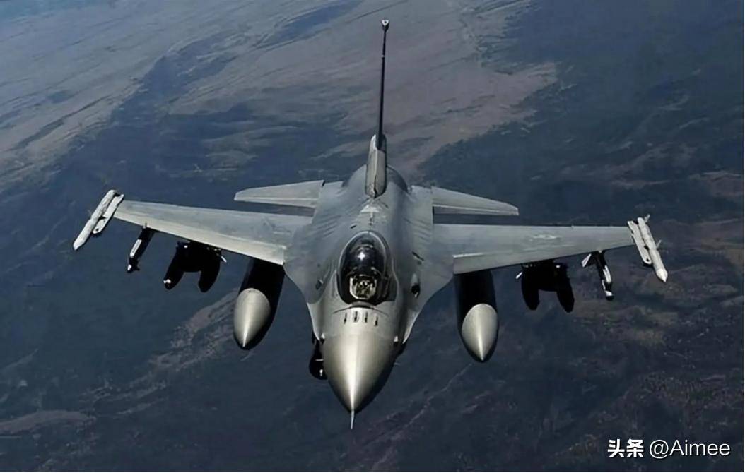 原创 泰柬边境交火后，泰国空军宣布购买新型战斗机，耗资41亿人民币？