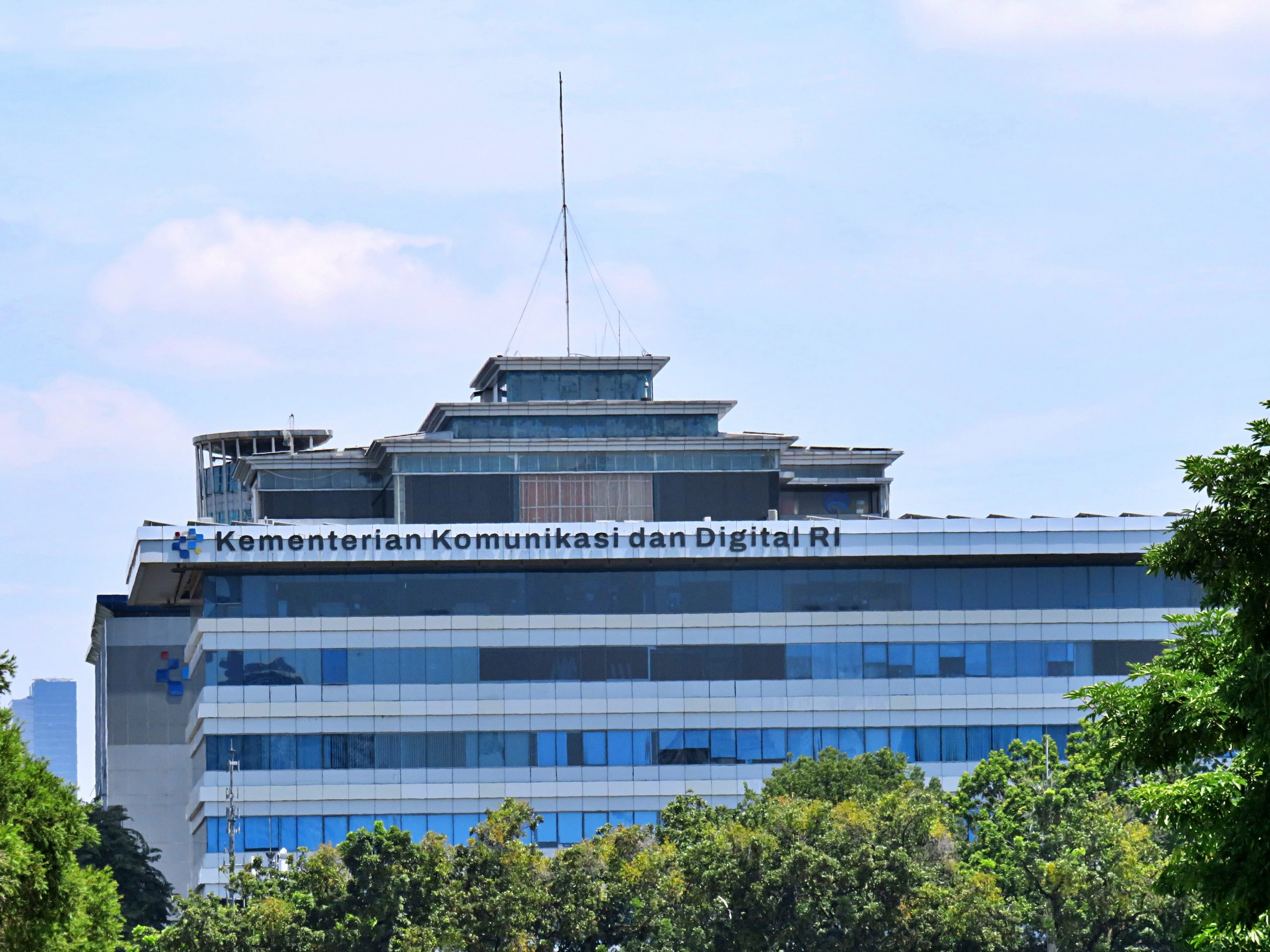 Indonesian gov’t targets full local telecom testing by 2026