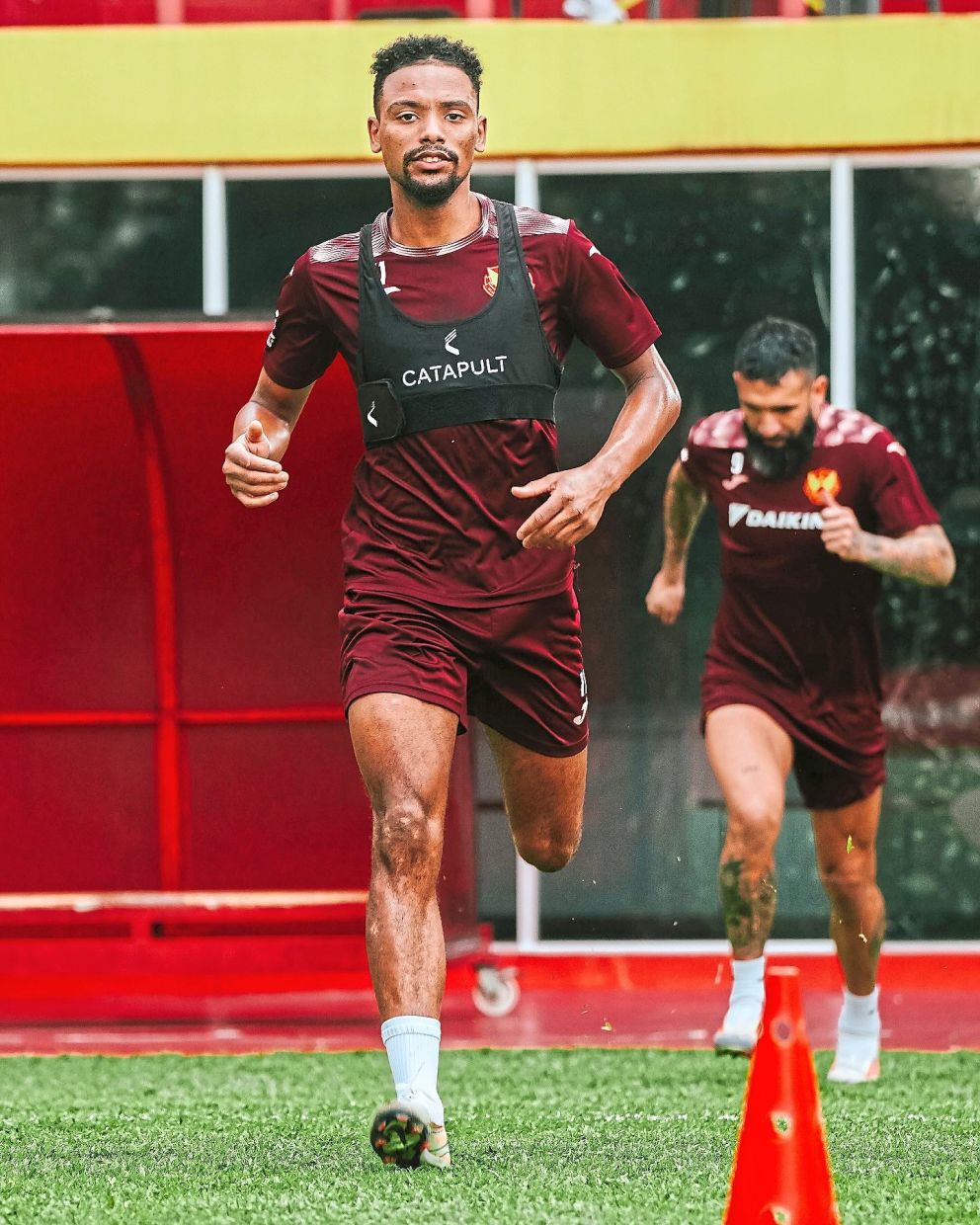 Fortes stays on to dazzle Selangor fans yet again