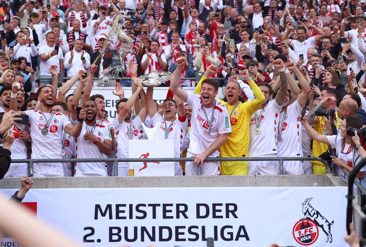 Promoted Cologne appoint Kwasniok as manager