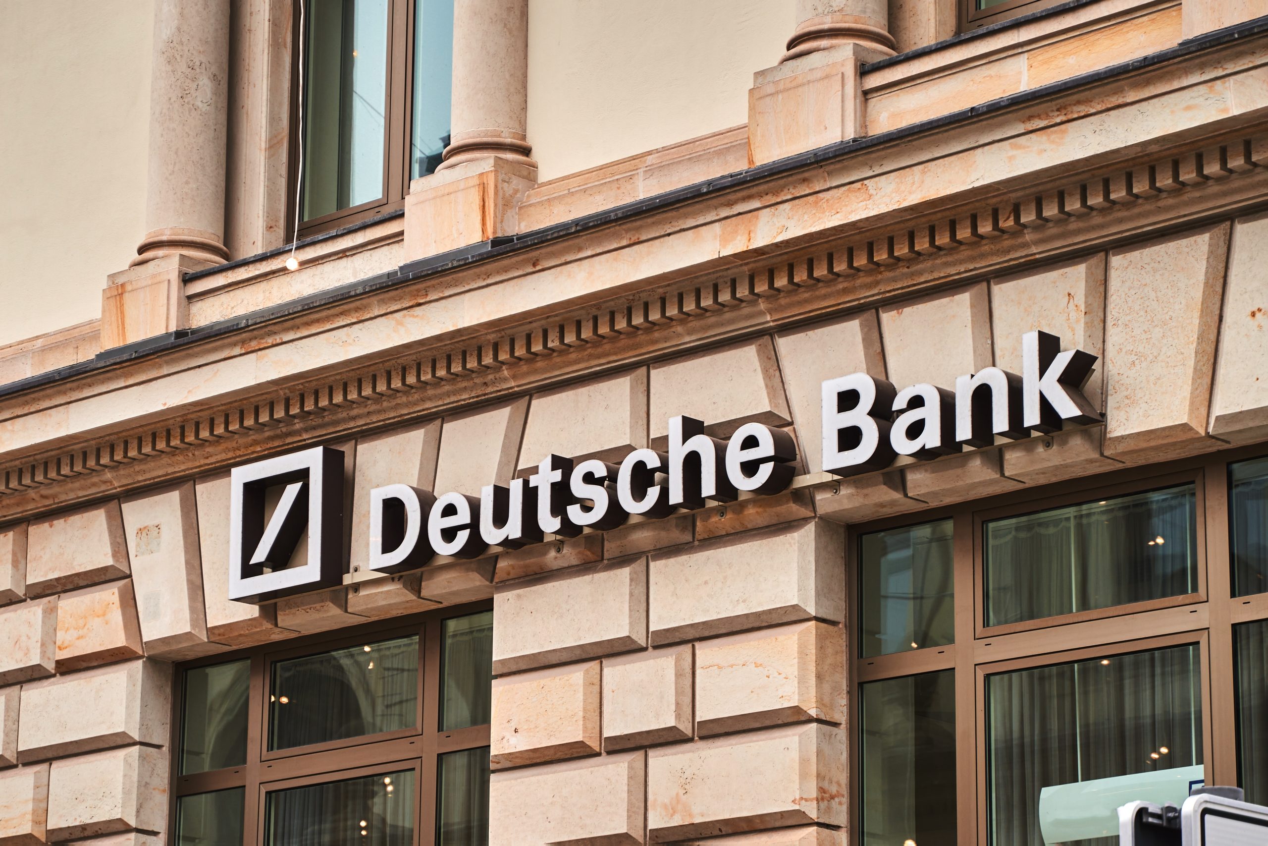 Deutsche Bank explores stablecoins for payment efficiency
