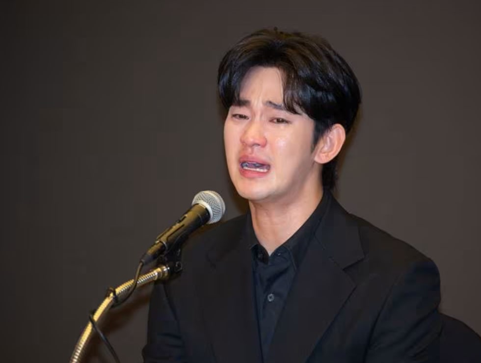 Public Support For Kim Soo Hyun Grows Due To Lack Of Concrete Evidence & Growing Doubts About Accuser’s Credibility