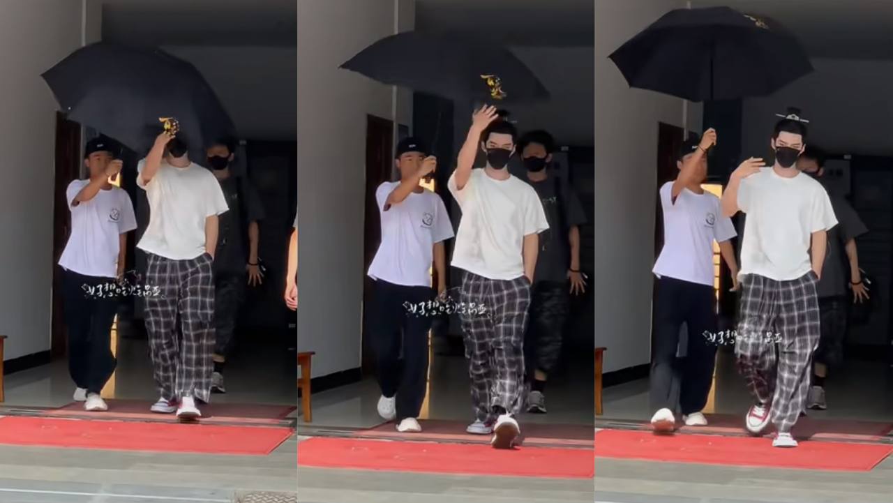 Chinese Actor Called "Uncultured" For Pushing Away Umbrella Held By Assistant 'Cos It Was Blocking Him