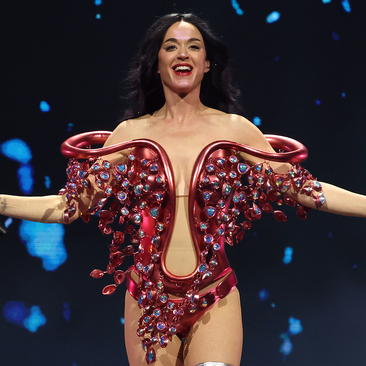 Katy Perry Reacts to Fan Storming the Stage During Sydney Concert
