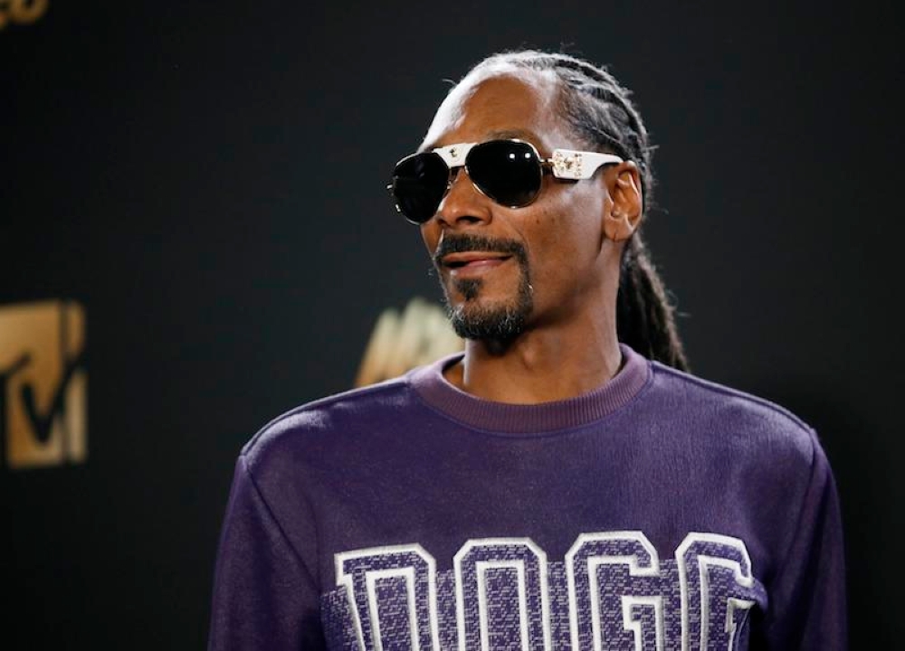 Rap star Snoop Dogg wants to open burger van at Celtic