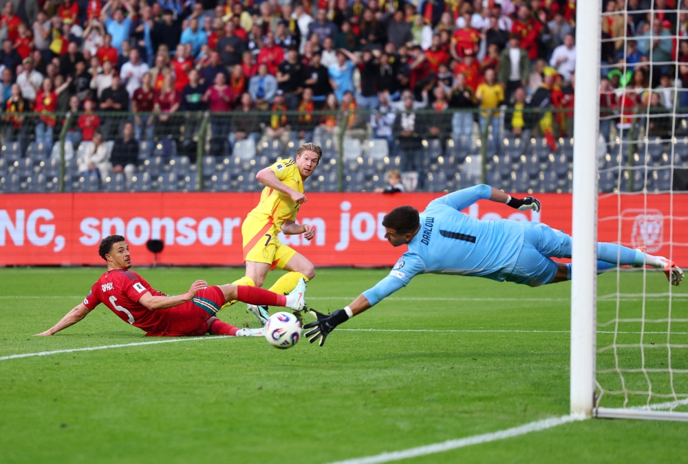 De Bruyne’s late strike lifts Belgium over Wales in 4–3 World Cup qualifier thriller