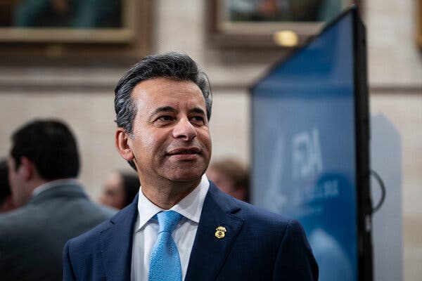 F.D.A. to Use A.I. in Drug Approvals to ‘Radically Increase Efficiency’
