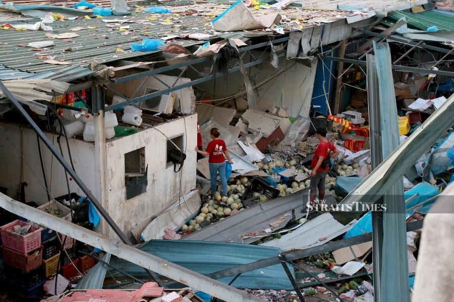 No casualties in fruit shop explosion, suspected to be caused by carbide