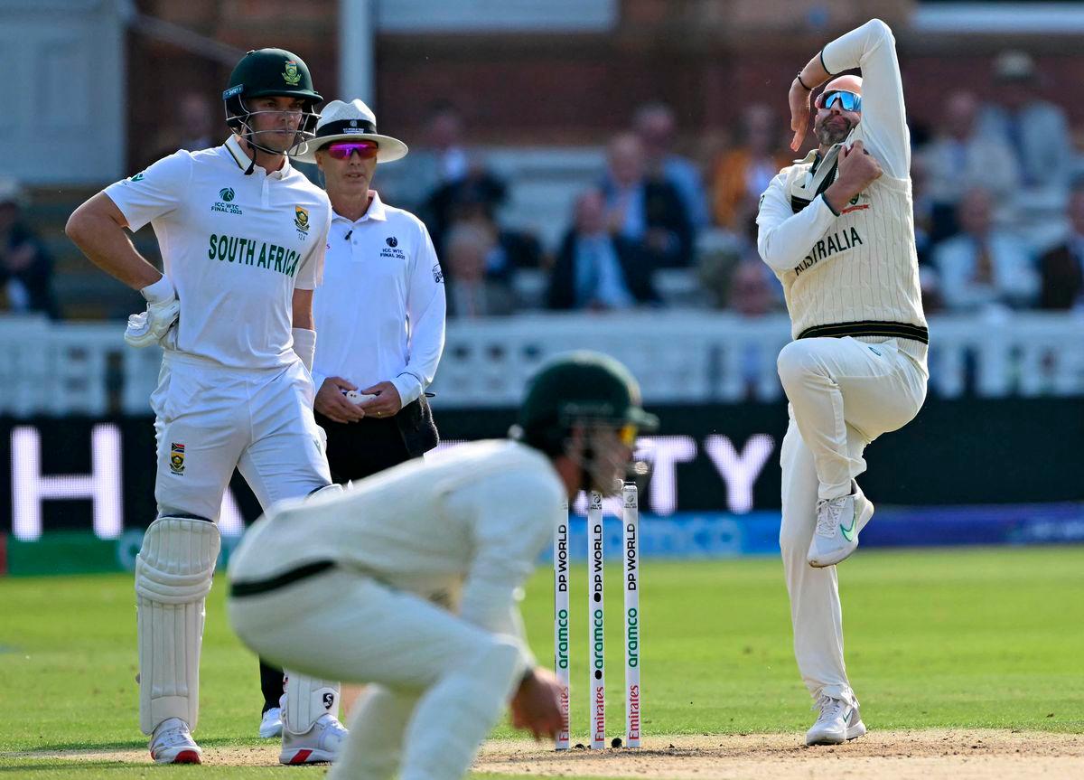 Australia topple South Africa's top order in WTC final fight back