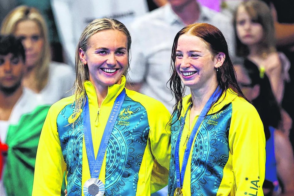 Olympic champ Mollie O’Callaghan in tears after 200m freestyle win at Australian swim trials