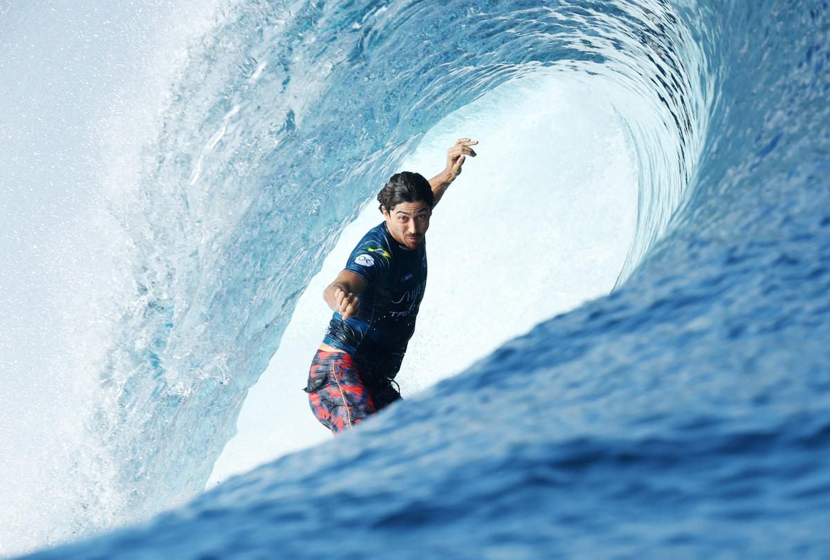 Dora takes aerial route to Trestles triumph