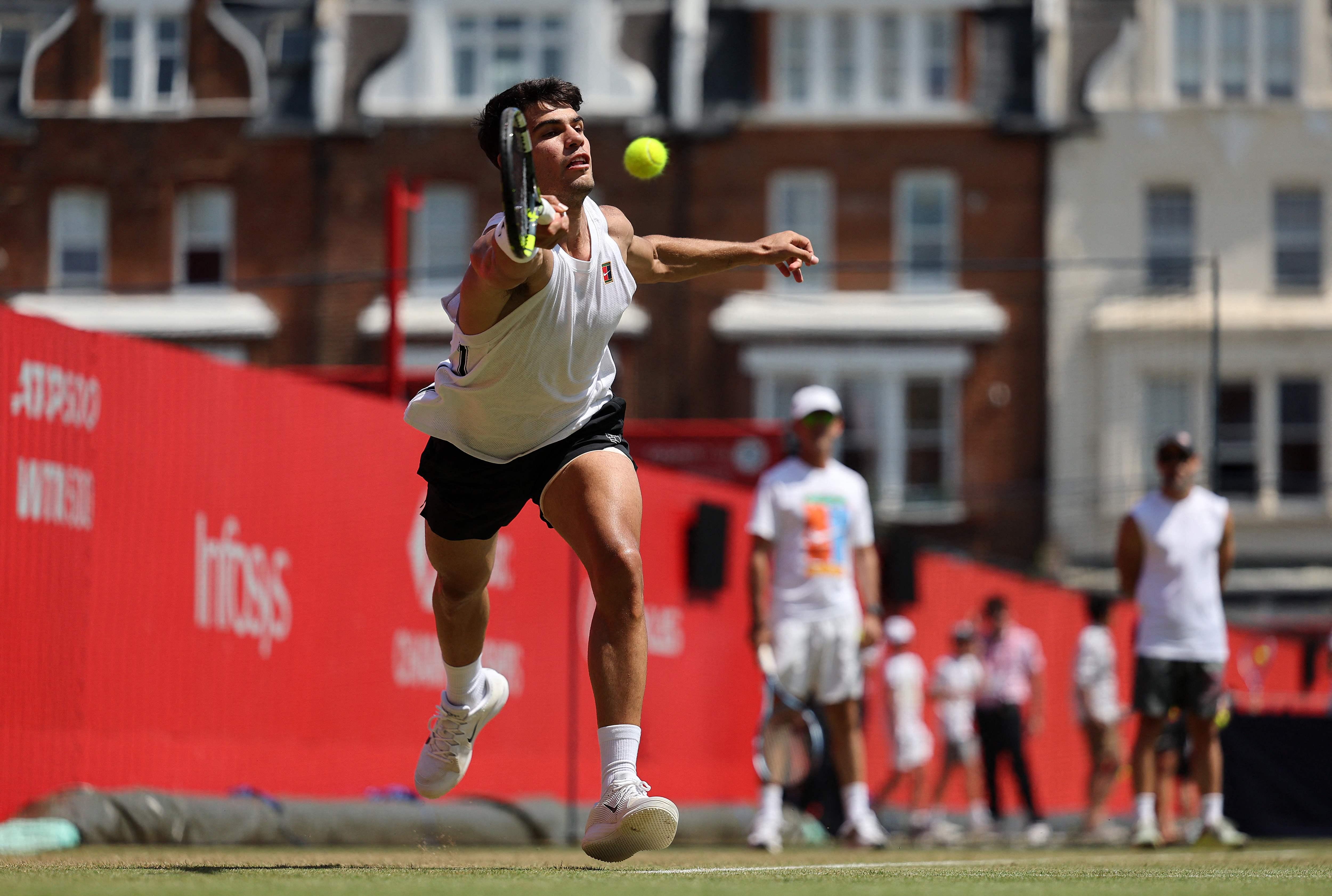 French Open champ Carlos Alcaraz ready for Queen’s Club after Ibiza party