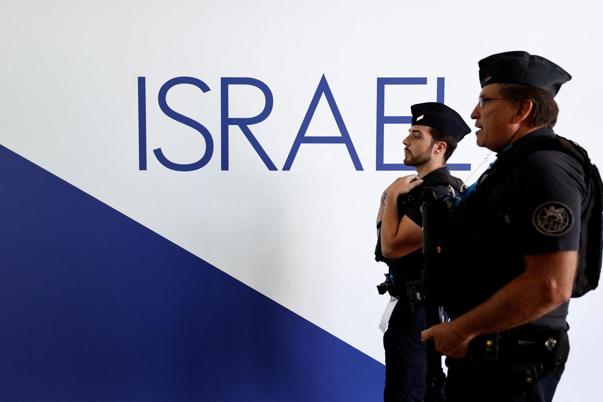 Israel furious as France shuts four weapons stands at Paris Airshow