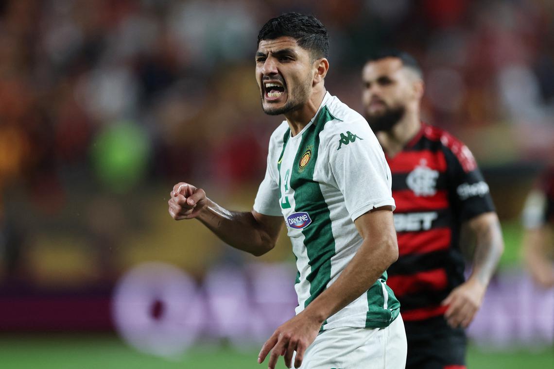 Dominant Flamengo beat Esperance 2-0 at Club World Cup