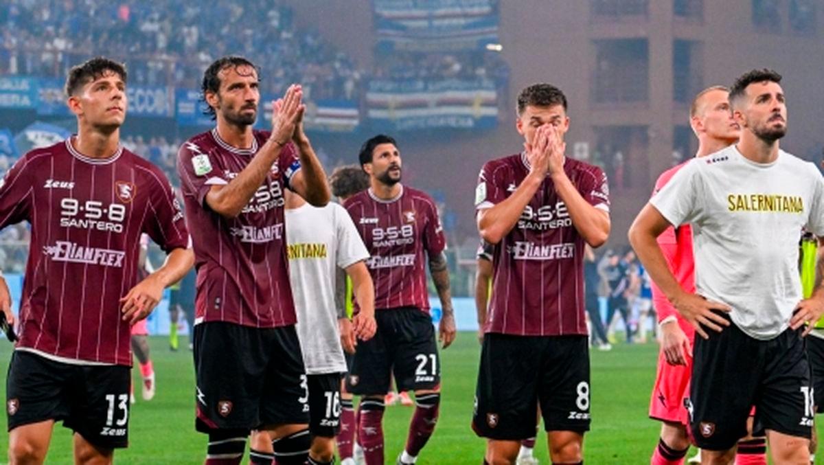 Salernitana players hospitalised with food poisoning after Samp play-off