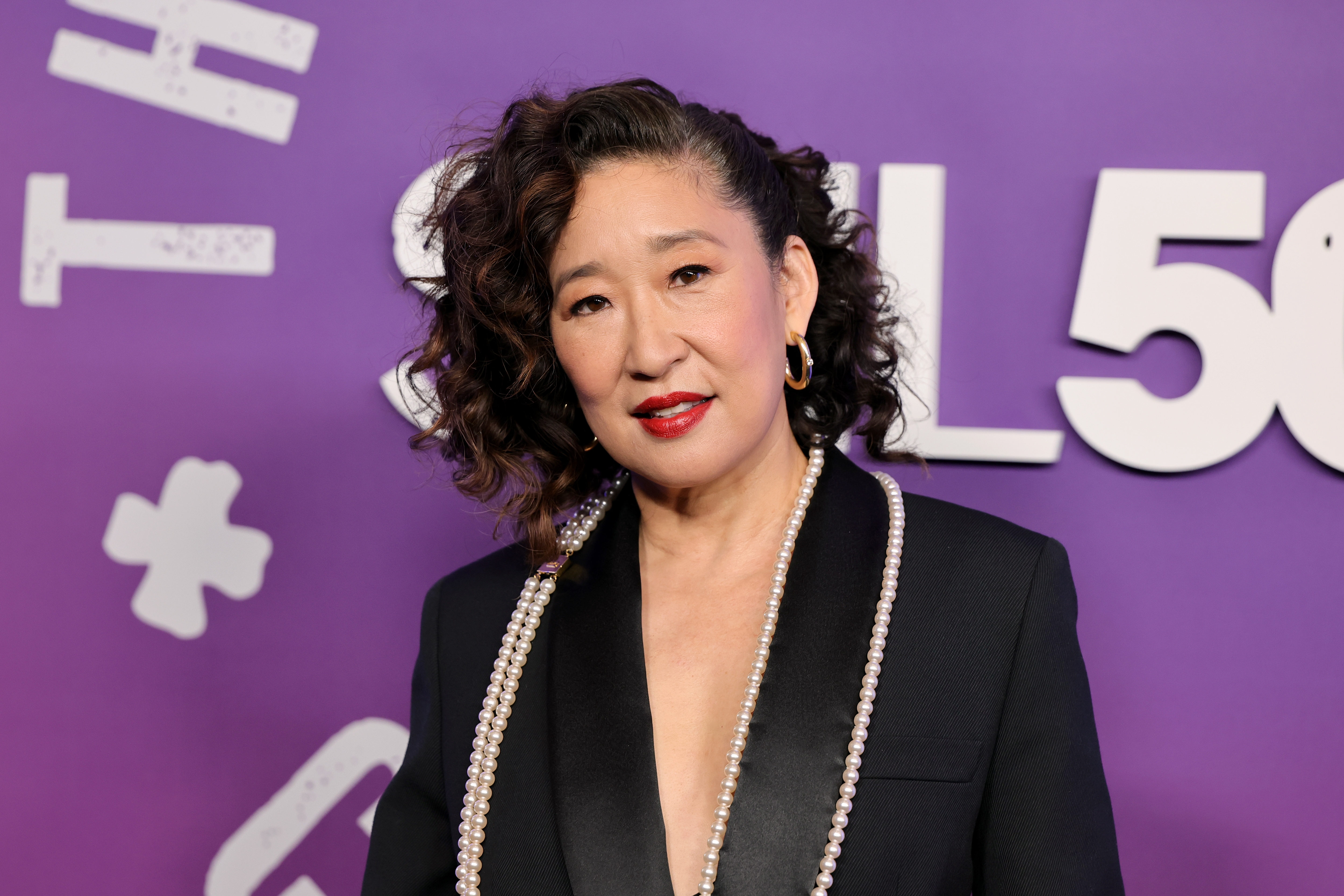 Sandra Oh Just Reflected On “Grey’s Anatomy” Having A “Dedicated Sandra Whisperer” On Set To “Deal With” All Of Her Demands