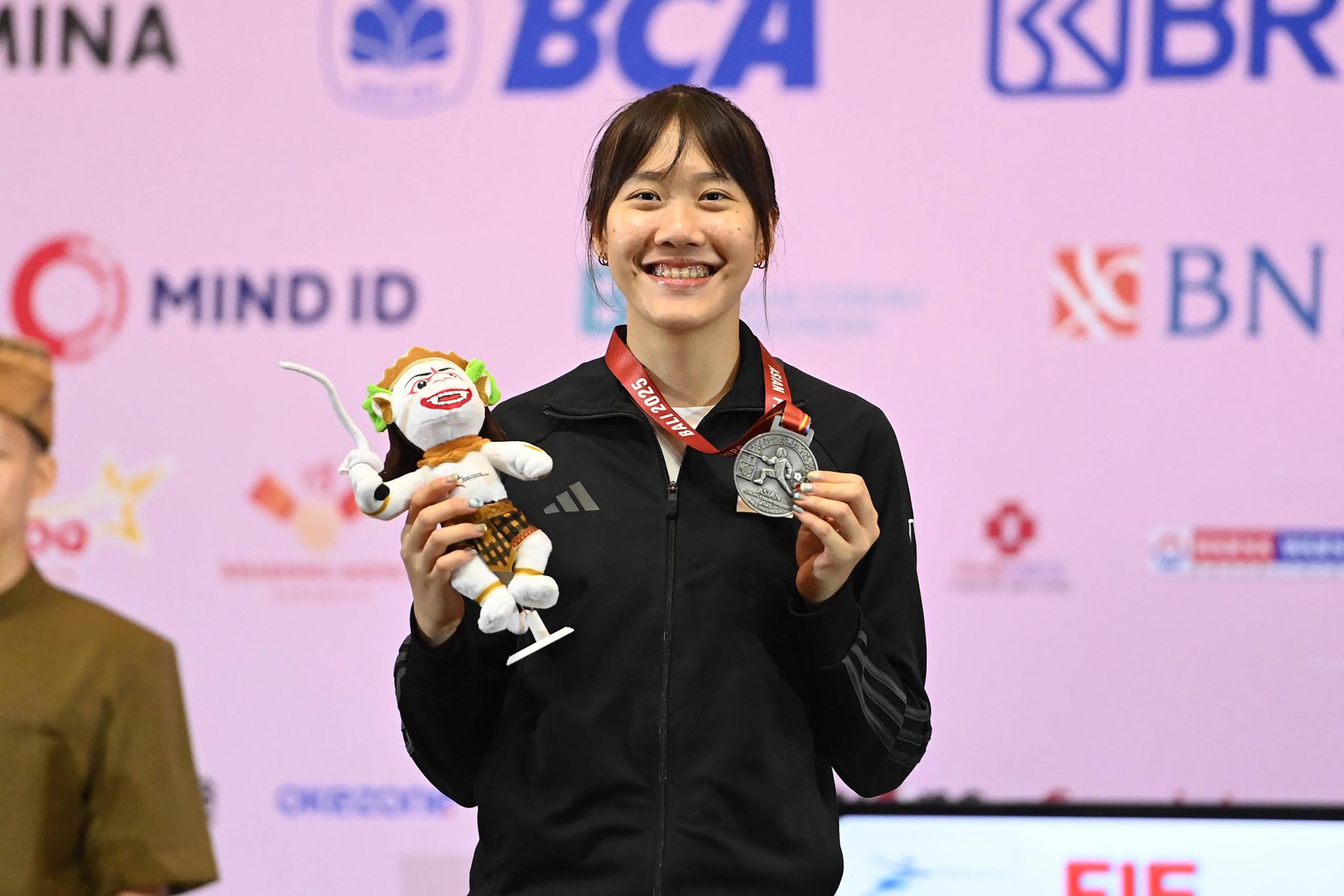 Singapore’s Juliet Heng surprises herself with historic silver medal at Asian Fencing C’ships