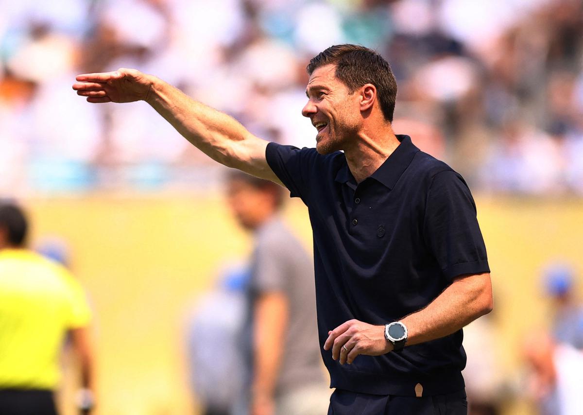 Soccer-Reality check for Alonso as Real Madrid make lacklustre Club World Cup start