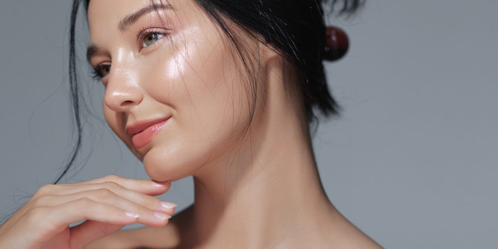 Skin Flooding Skincare Trend: The Hydration Routine You Need Now