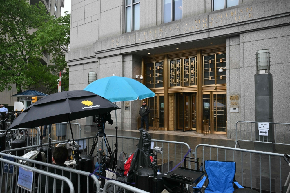 Viral spectacle: Influencers cash in on Sean ‘Diddy’ Combs trial as TikTok, YouTube coverage surges