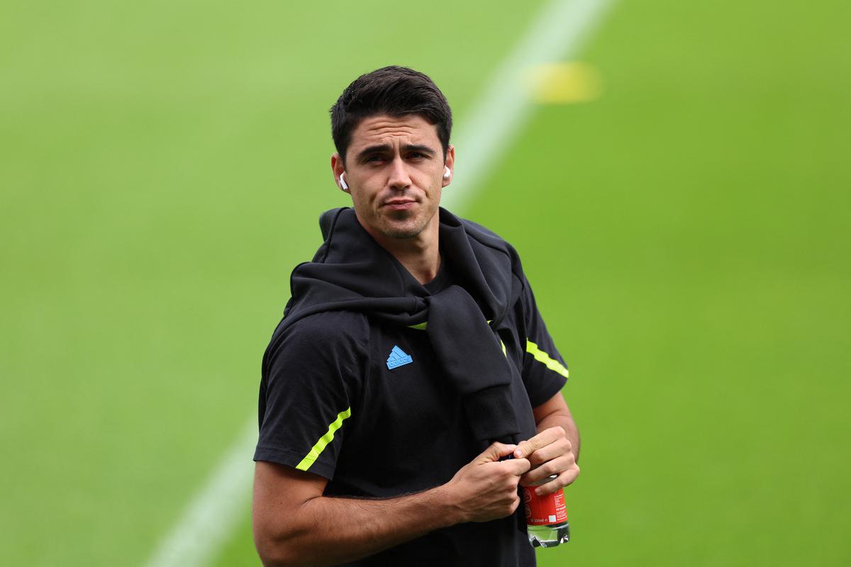 Parma name Arsenal assistant coach Cuesta as manager
