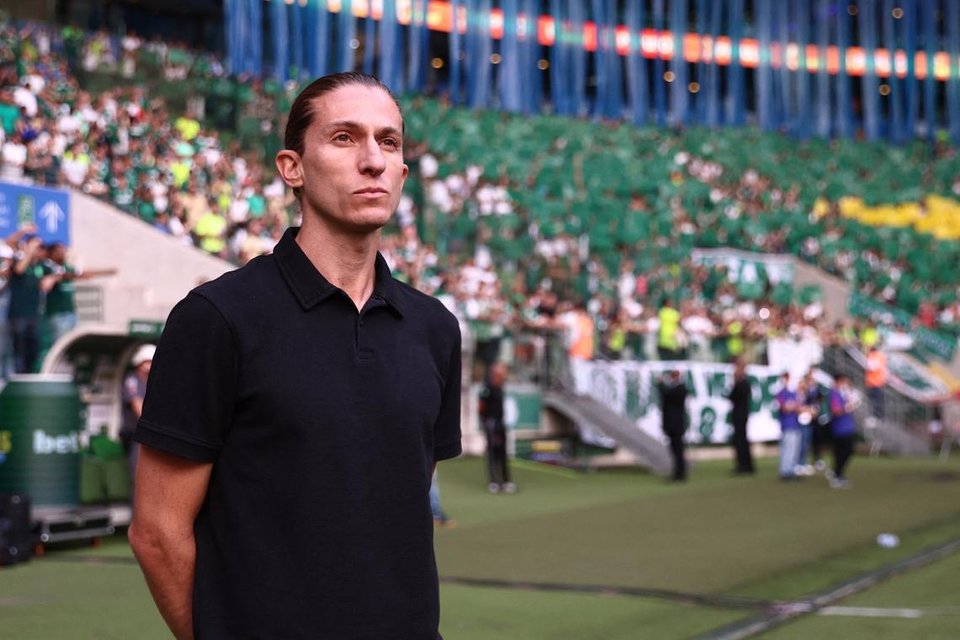 Flamengo will stay true to their identity against Chelsea, coach Filipe Luis says