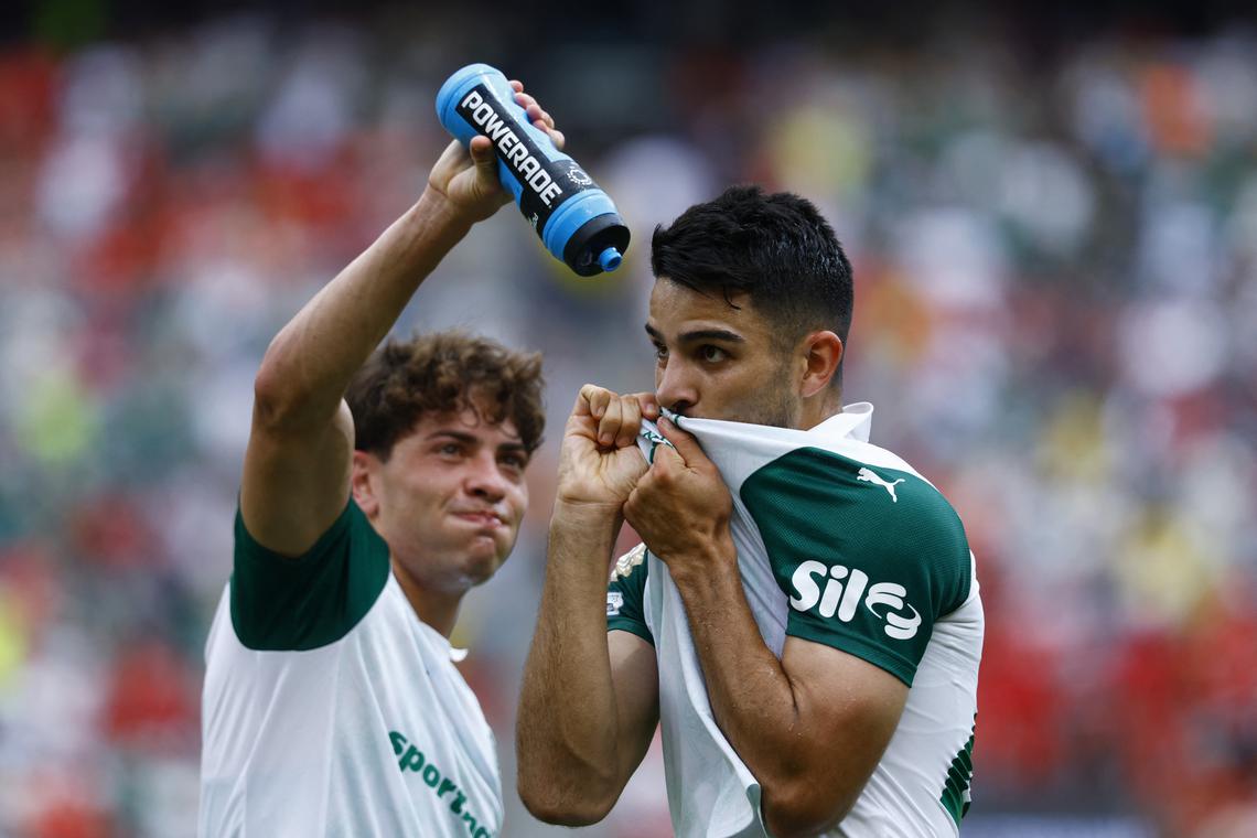 Weather break and midday heat makes for difficult win for Palmeiras