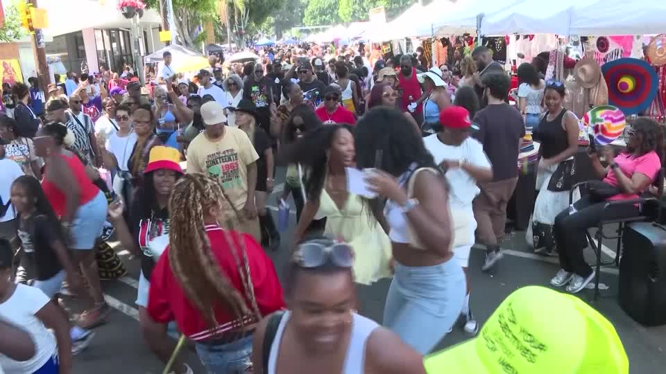Hundreds in los angeles celebrate juneteenth with music and dance