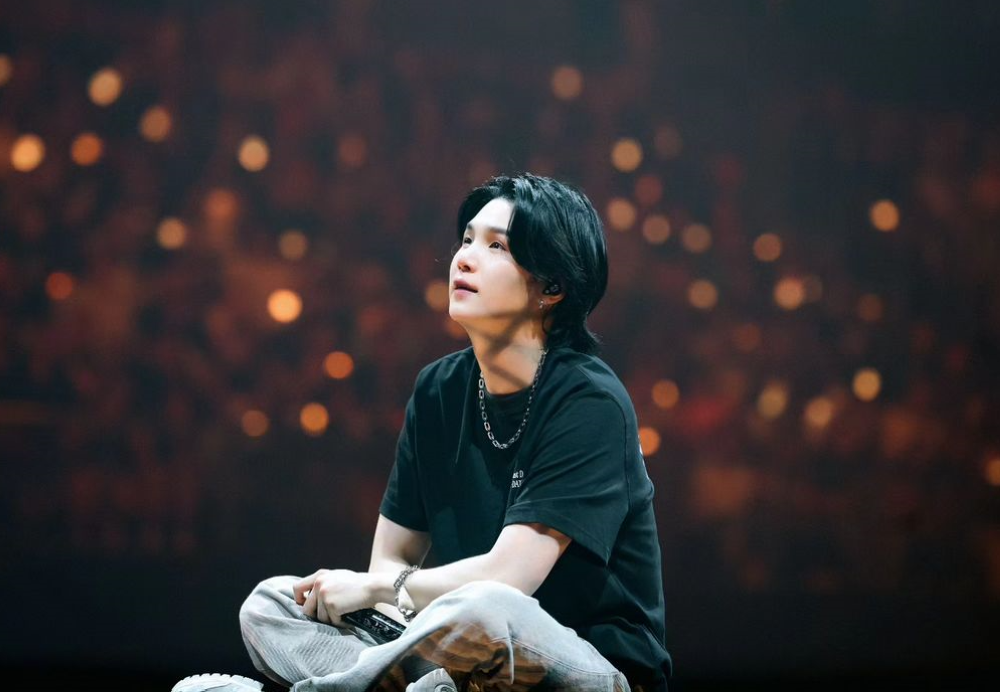 Suga completes military service, ARMY rejoices: BTS now officially seven again