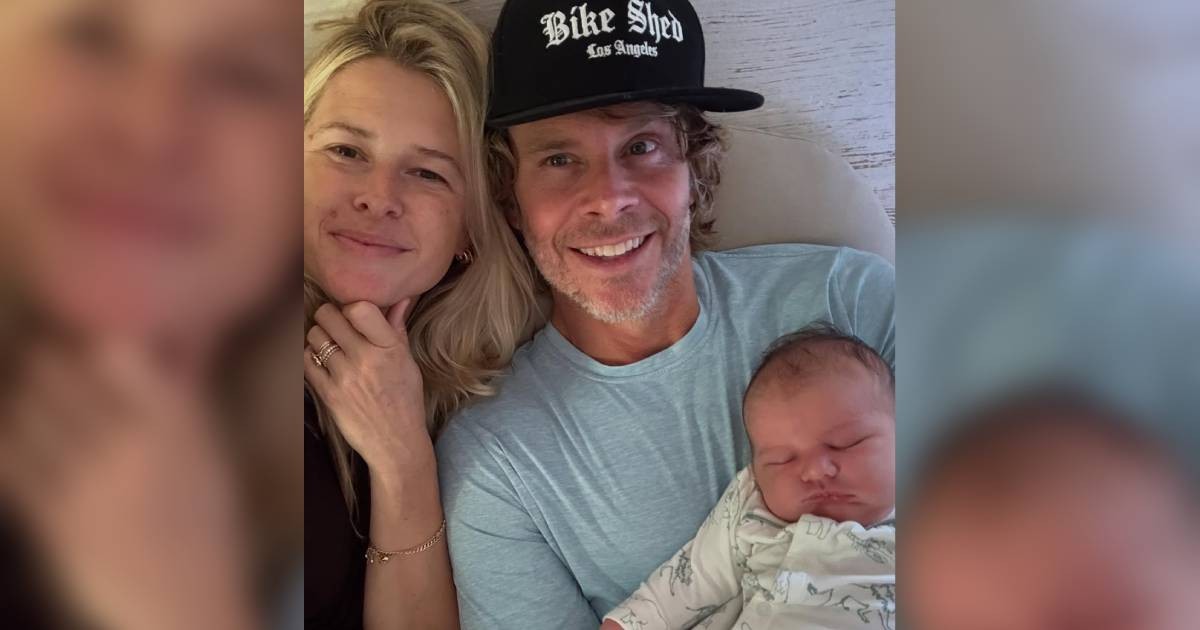 Eric Christian Olsen and Sarah Wright have 4th child after 'incredibly complex' birth