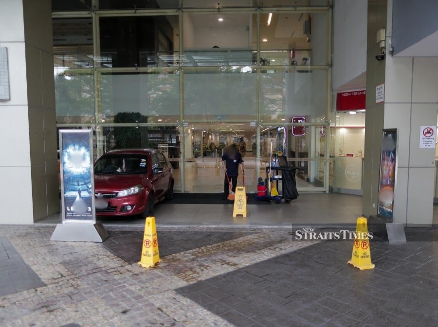 Police seek to identify gunmen behind Cheras Mall double murder