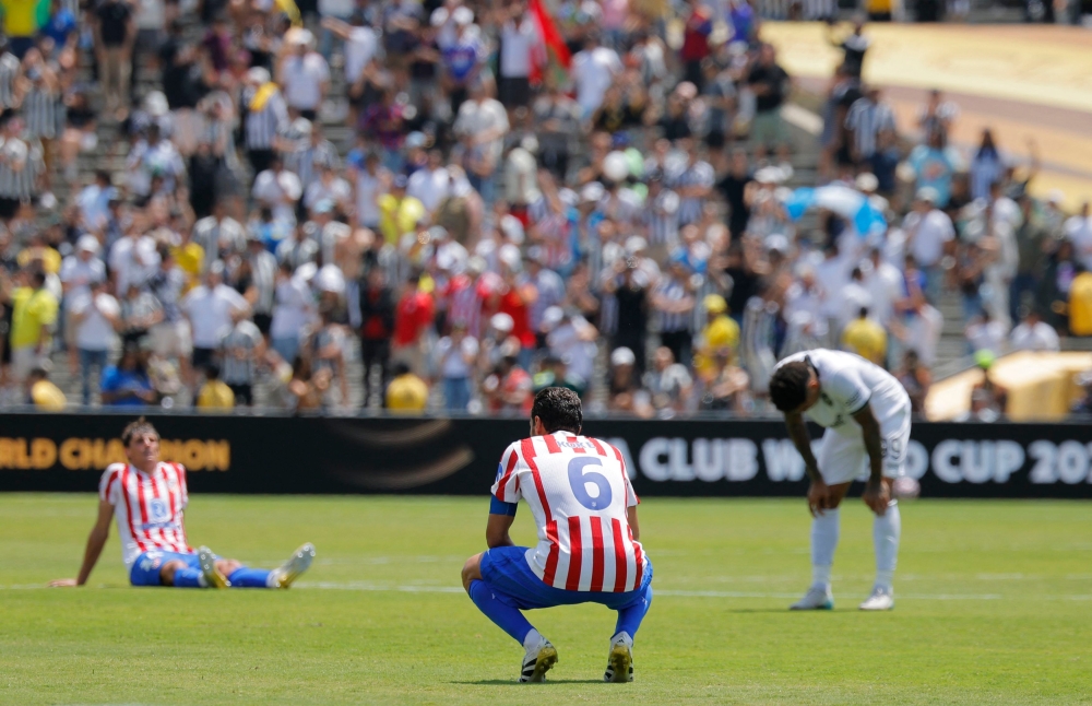 Atletico win in vain as Botafogo advance at Club World Cup
