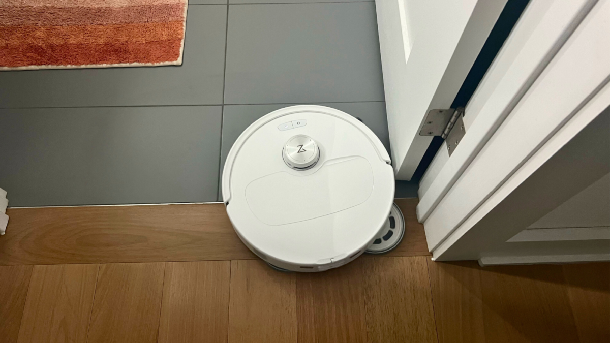 Ahead of Prime Day, Amazon already has a ton of good robot vacuum deals