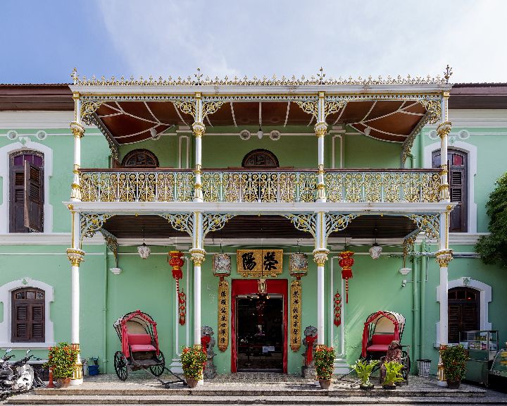 Café In Penang Offers Full Nyonya Experience, Complete With Baju Kebaya